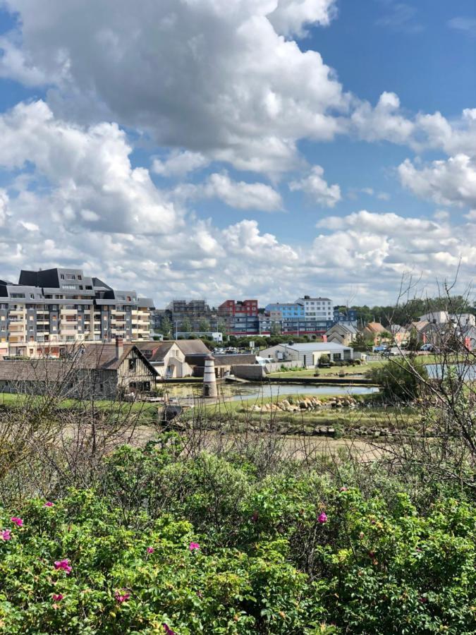 Ferienwohnung Bleu Sale - F2 Courseulles Avec Balcon Exterior foto
